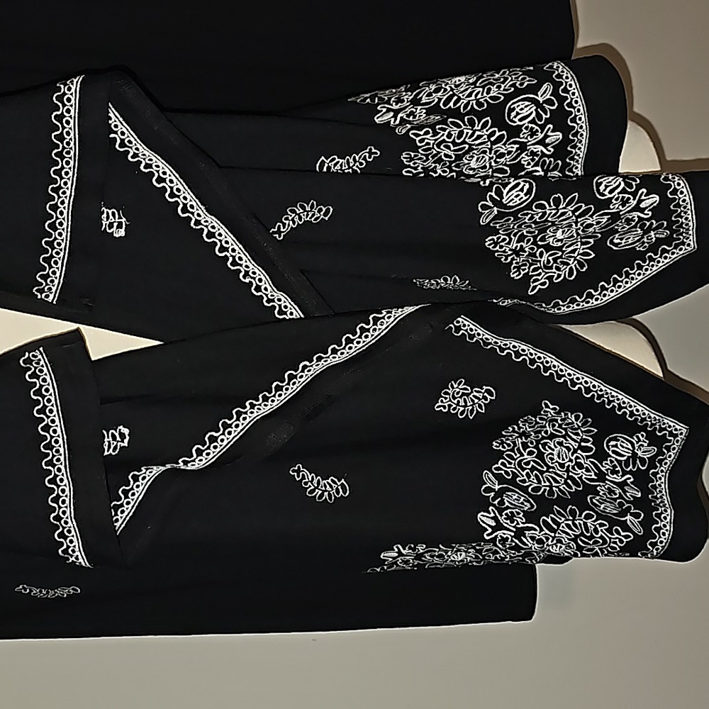 Cupio long sleeved open sweater black & white soft & Comfy NWT - Picture 2 of 13